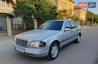 Седан Mercedes-Benz C-Class 1996 в Ивано-Франковске