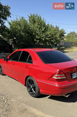 Седан Mercedes-Benz C-Class 2005 в 