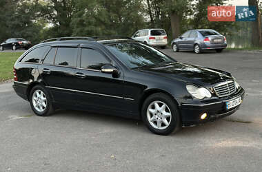 Универсал Mercedes-Benz C-Class 2004 в 