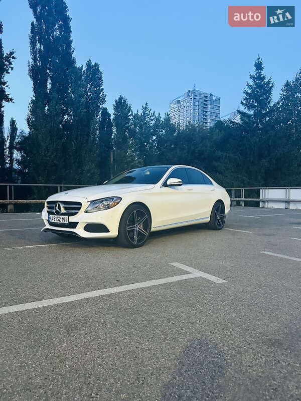 Седан Mercedes-Benz C-Class 2016 в Киеве