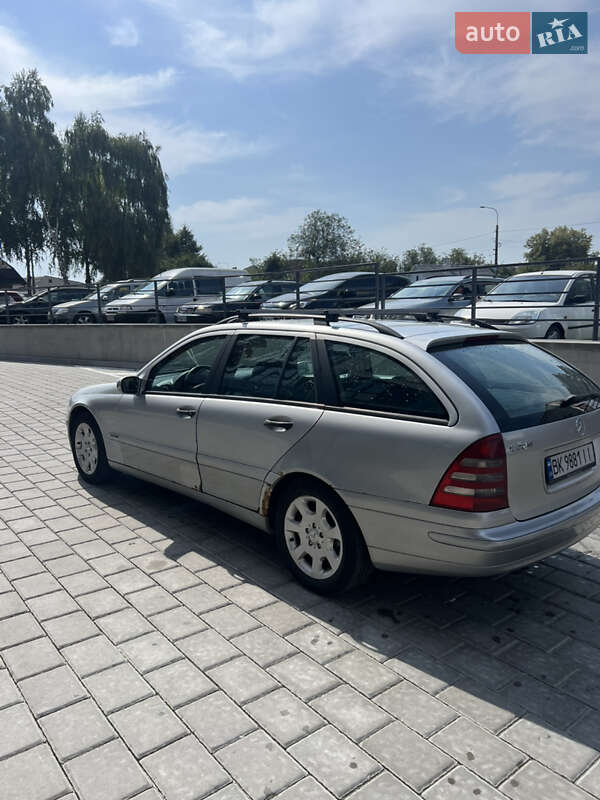 Универсал Mercedes-Benz C-Class 2002 в Ровно