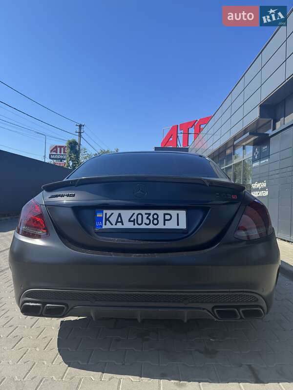 Седан Mercedes-Benz C-Class 2015 в Києві