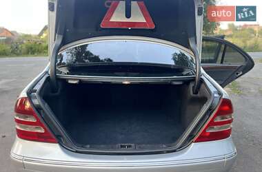 Седан Mercedes-Benz C-Class 2003 в 