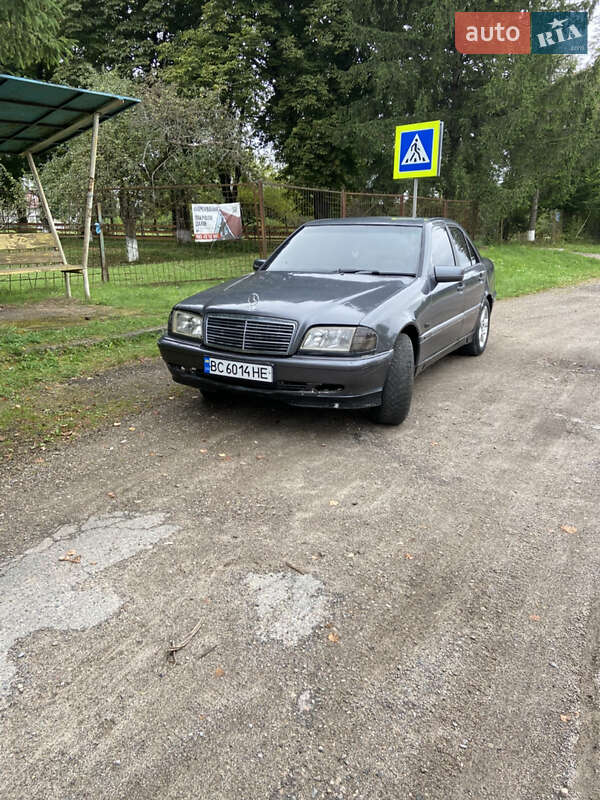 Седан Mercedes-Benz C-Class 1997 в Самборе