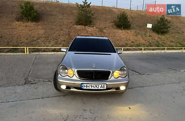 Седан Mercedes-Benz C-Class 2002 в 