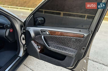 Седан Mercedes-Benz C-Class 2002 в 