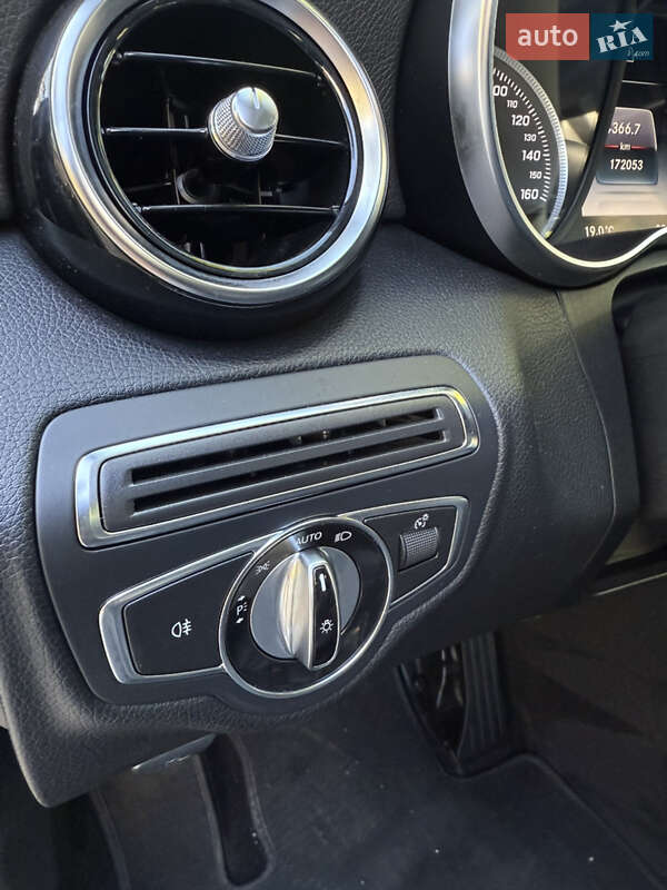 Седан Mercedes-Benz C-Class 2015 в Харькове фото 18 Седан Mercedes-Benz C-Class 2015 в Харькове