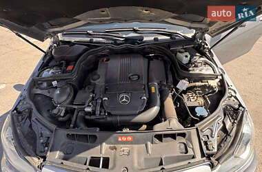 Купе Mercedes-Benz C-Class 2011 в 