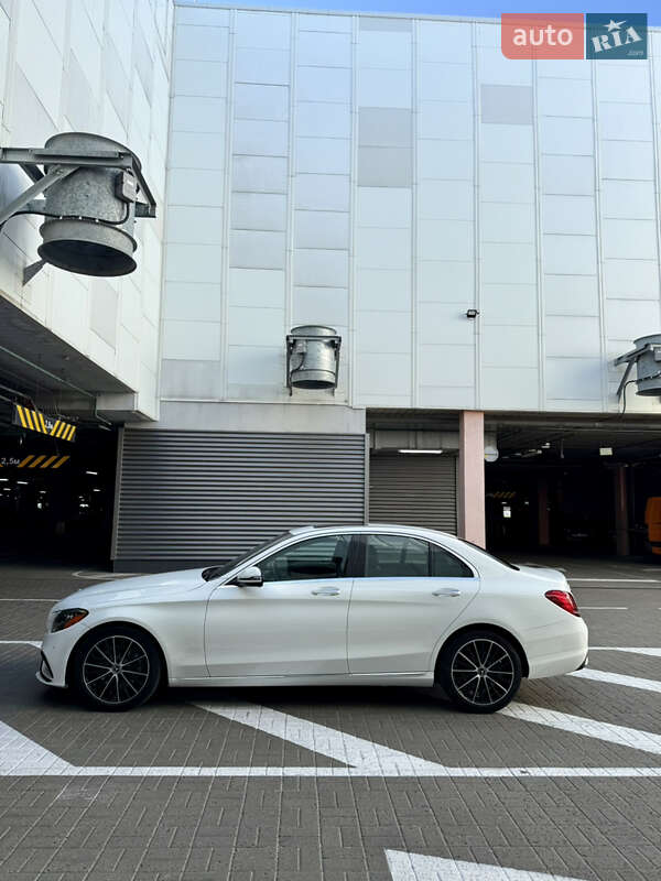 Седан Mercedes-Benz C-Class 2021 в Киеве