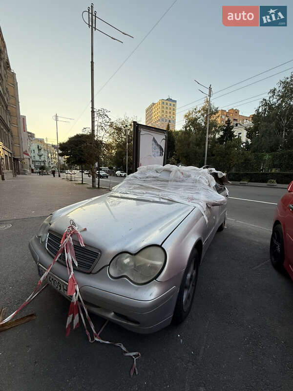 Седан Mercedes-Benz C-Class 2003 в Киеве фото 10 Седан Mercedes-Benz C-Class 2003 в Киеве