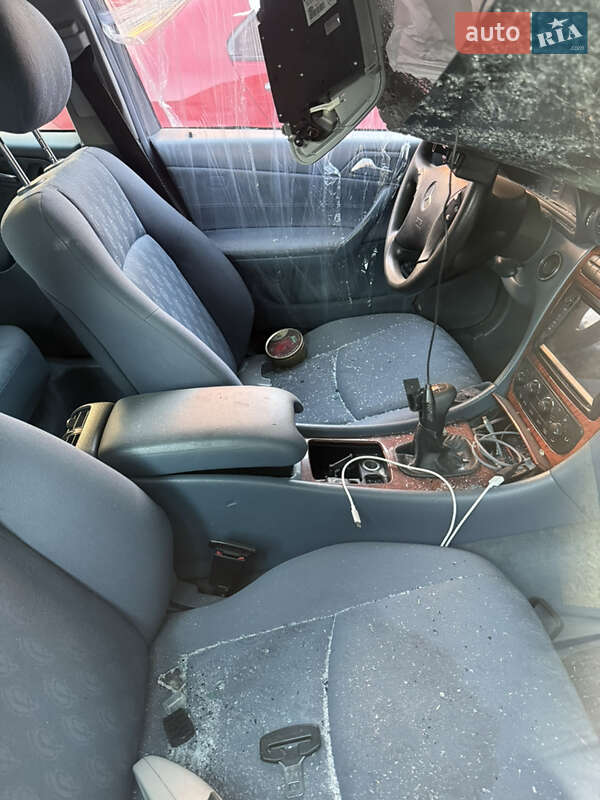 Седан Mercedes-Benz C-Class 2003 в Киеве фото 13 Седан Mercedes-Benz C-Class 2003 в Киеве