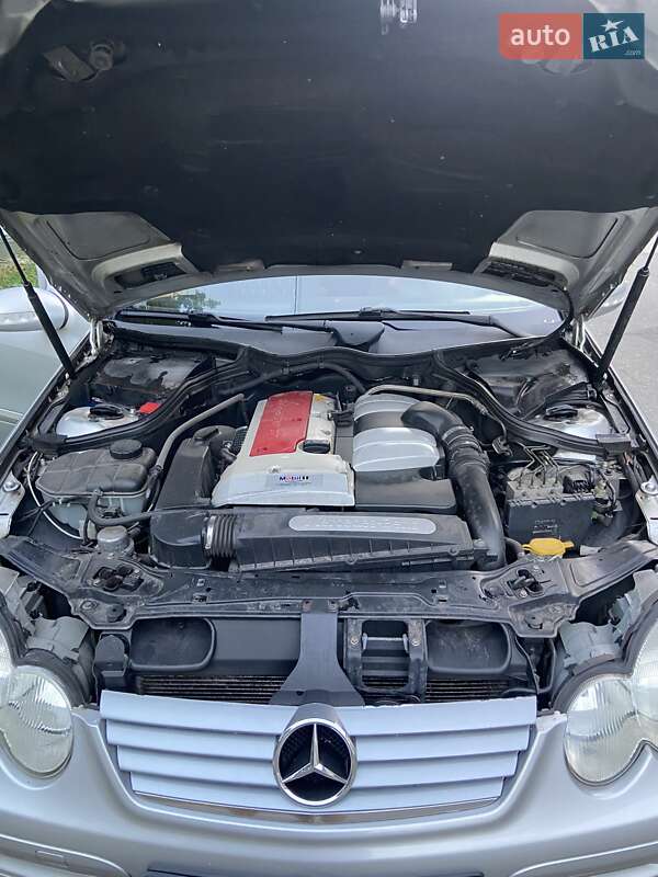 Купе Mercedes-Benz C-Class 2001 в Киеве фото 13 Купе Mercedes-Benz C-Class 2001 в Киеве