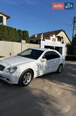 Седан Mercedes-Benz C-Class 2001 в 