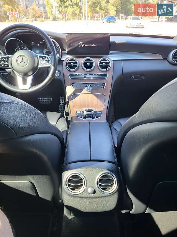 Седан Mercedes-Benz C-Class 2018 в Киеве