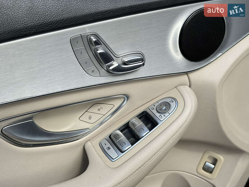 Седан Mercedes-Benz C-Class 2016 в Харкові