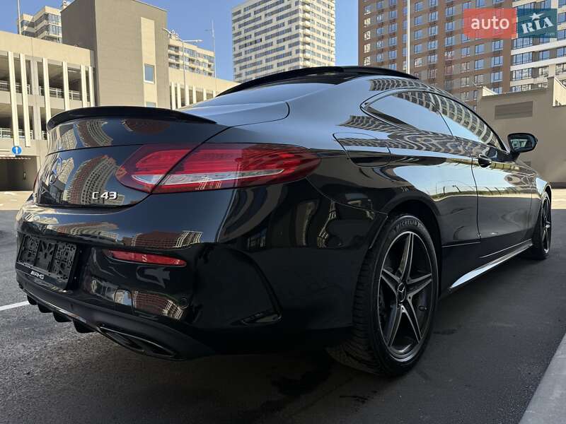 Купе Mercedes-Benz C-Class 2018 в Киеве