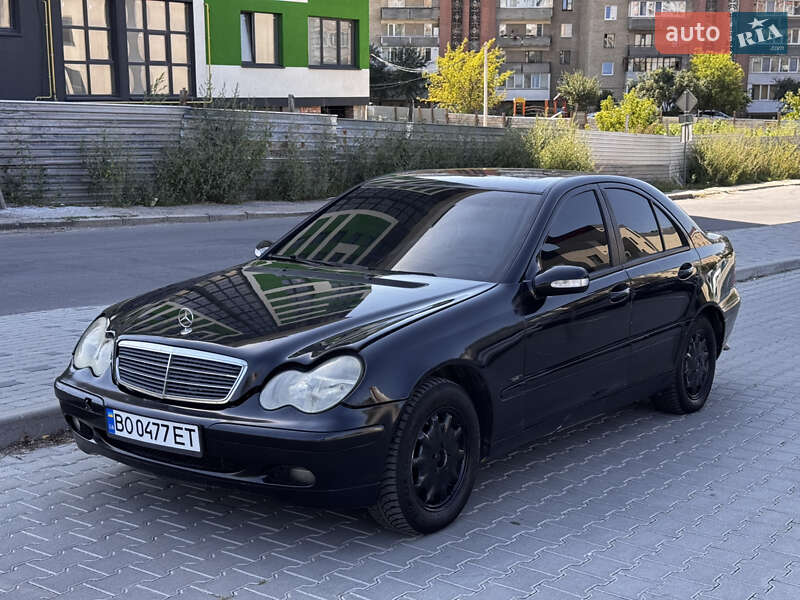 Mercedes-Benz C-Class 2001