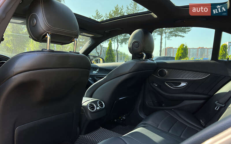 Седан Mercedes-Benz C-Class 2016 в Львове