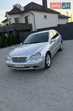 Седан Mercedes-Benz C-Class 2001 в Чернівцях
