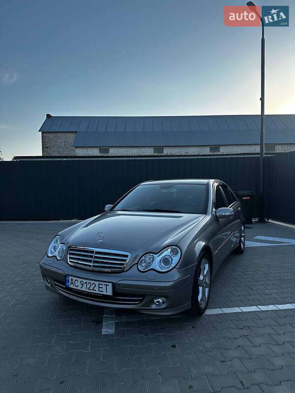 Седан Mercedes-Benz C-Class 2006 в Луцьку фото 2 Седан Mercedes-Benz C-Class 2006 в Луцьку