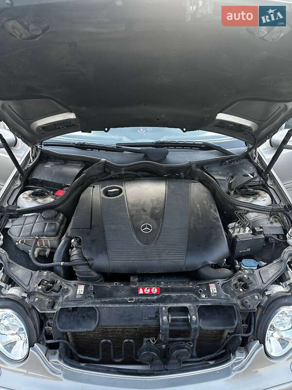 Седан Mercedes-Benz C-Class 2006 в Луцке