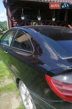 Седан Mercedes-Benz C-Class 2003 в 