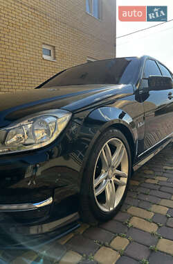 Седан Mercedes-Benz C-Class 2011 в 