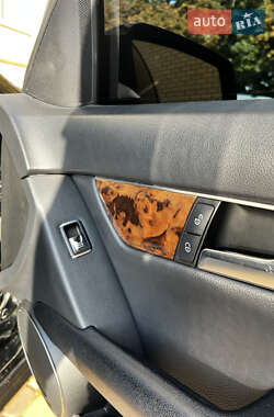 Седан Mercedes-Benz C-Class 2011 в 