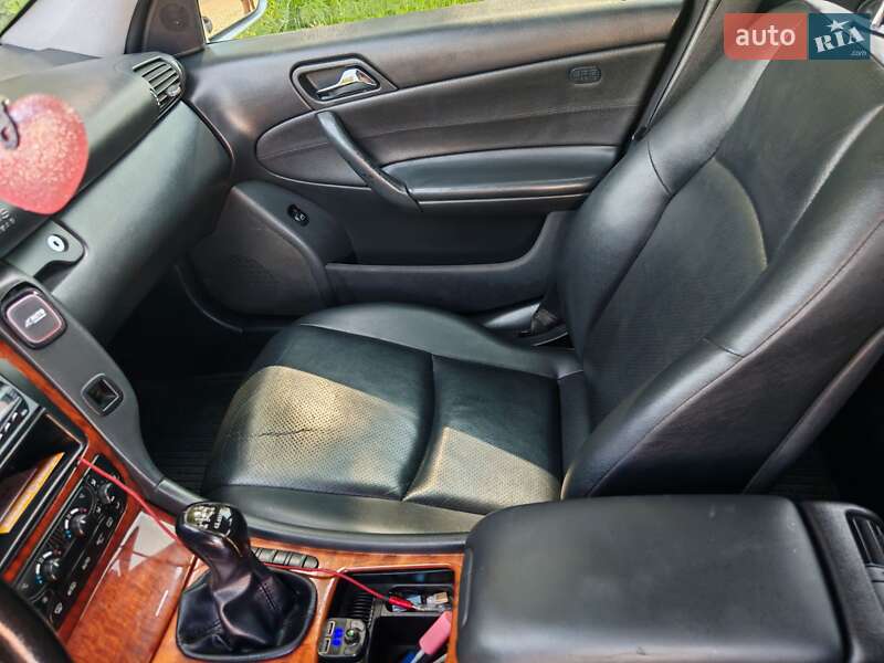 Седан Mercedes-Benz C-Class 2003 в Броварах фото 14 Седан Mercedes-Benz C-Class 2003 в Броварах