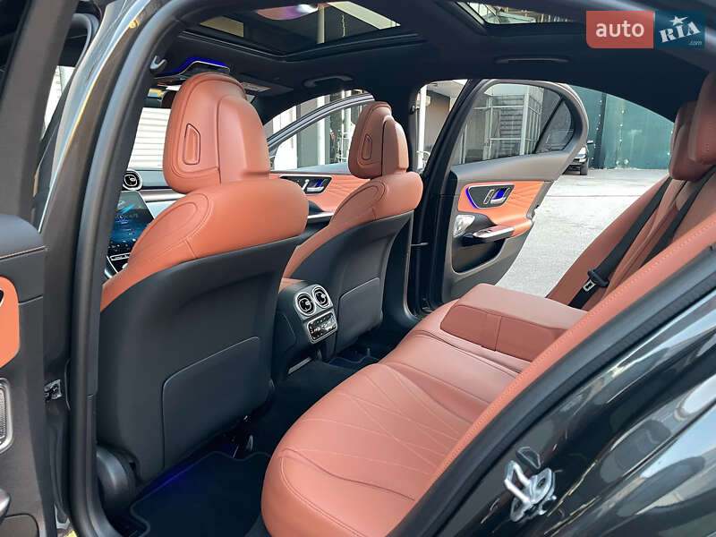 Седан Mercedes-Benz C-Class 2022 в Києві