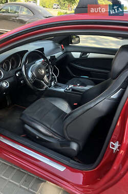 Купе Mercedes-Benz C-Class 2013 в 