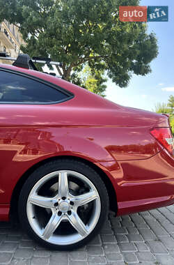 Купе Mercedes-Benz C-Class 2013 в 