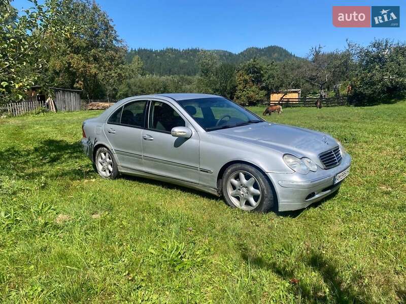 Седан Mercedes-Benz C-Class 2000 в Верховине