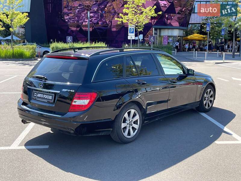 Универсал Mercedes-Benz C-Class 2013 в Киеве фото 6 Универсал Mercedes-Benz C-Class 2013 в Киеве