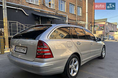 Універсал Mercedes-Benz C-Class 2004 в 