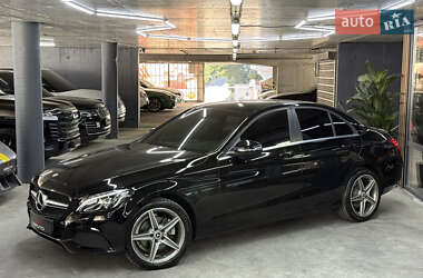 Седан Mercedes-Benz C-Class 2015 в 