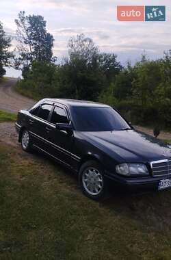 Седан Mercedes-Benz C-Class 1997 в Чернівцях