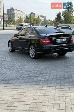 Седан Mercedes-Benz C-Class 2013 в 