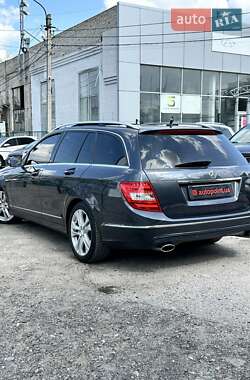 Универсал Mercedes-Benz C-Class 2012 в 
