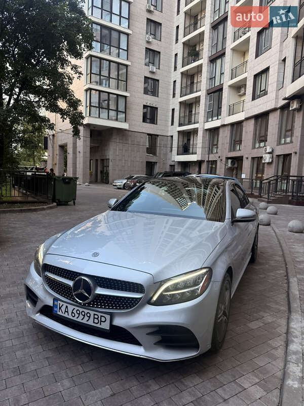 Седан Mercedes-Benz C-Class 2019 в Киеве фото Седан Mercedes-Benz C-Class 2019 в Киеве