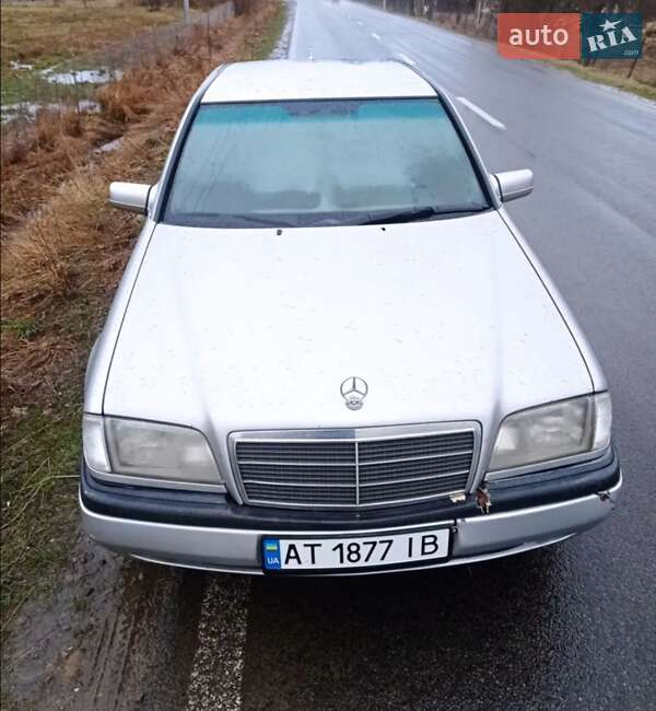 Седан Mercedes-Benz C-Class 1996 в Ивано-Франковске
