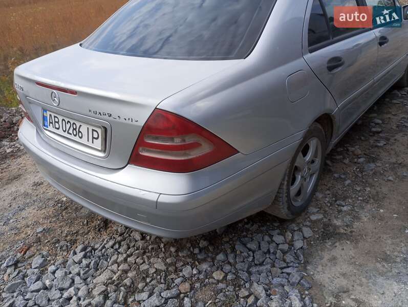 Седан Mercedes-Benz C-Class 2002 в Літині