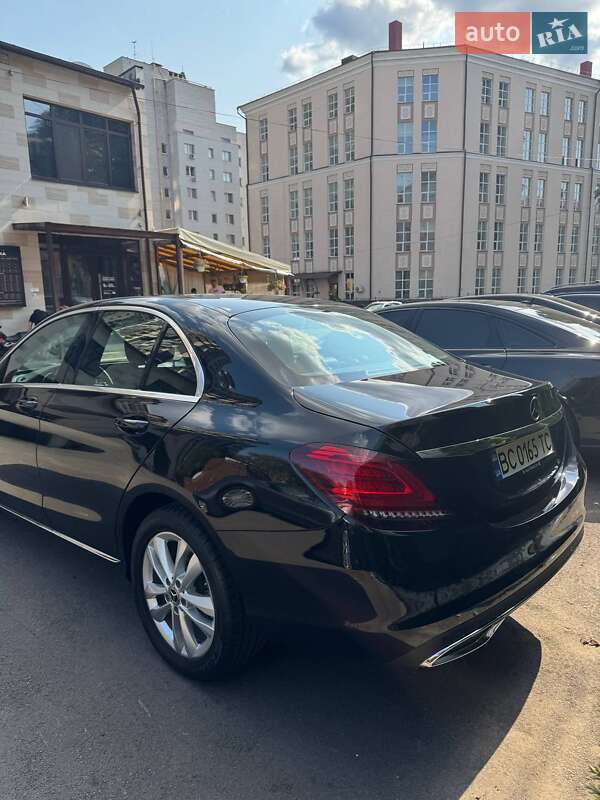 Седан Mercedes-Benz C-Class 2018 в Києві фото 2 Седан Mercedes-Benz C-Class 2018 в Києві