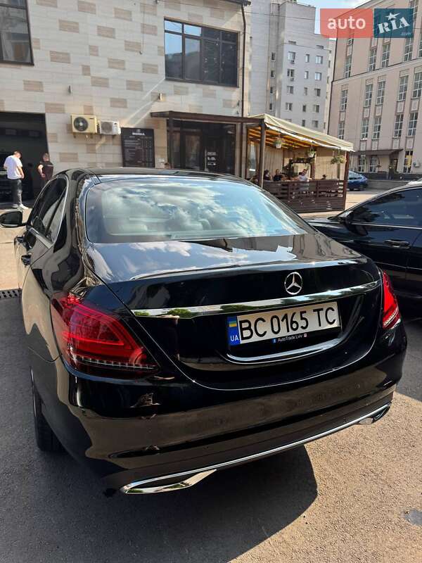 Седан Mercedes-Benz C-Class 2018 в Києві фото 9 Седан Mercedes-Benz C-Class 2018 в Києві