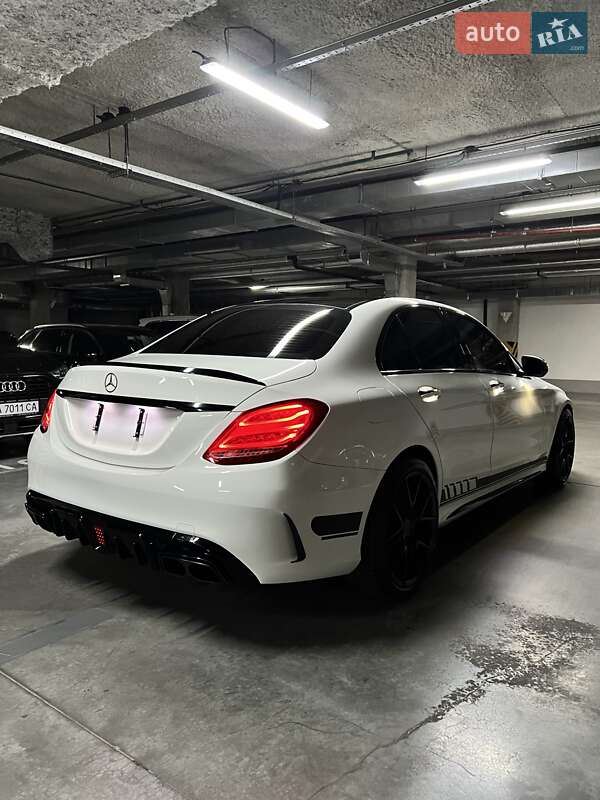 Седан Mercedes-Benz C-Class 2015 в Киеве