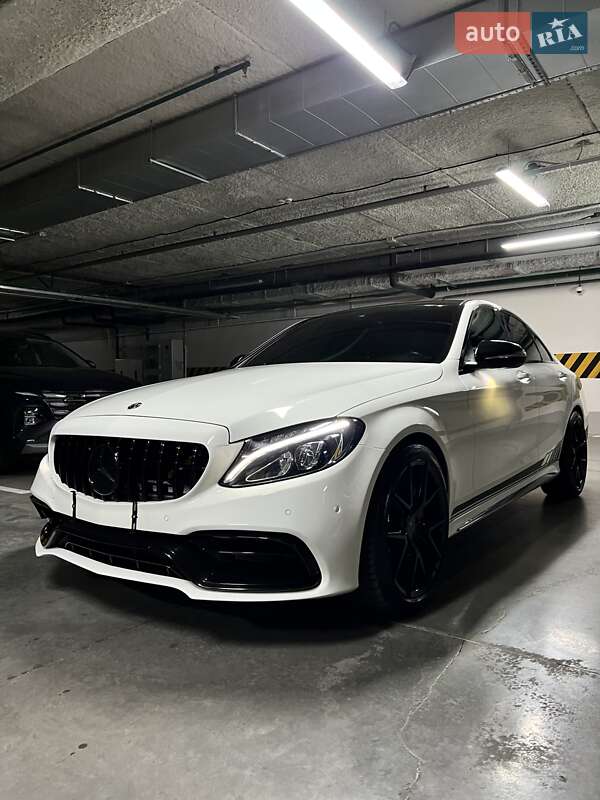 Седан Mercedes-Benz C-Class 2015 в Києві
