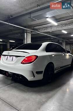 Седан Mercedes-Benz C-Class 2015 в Киеве