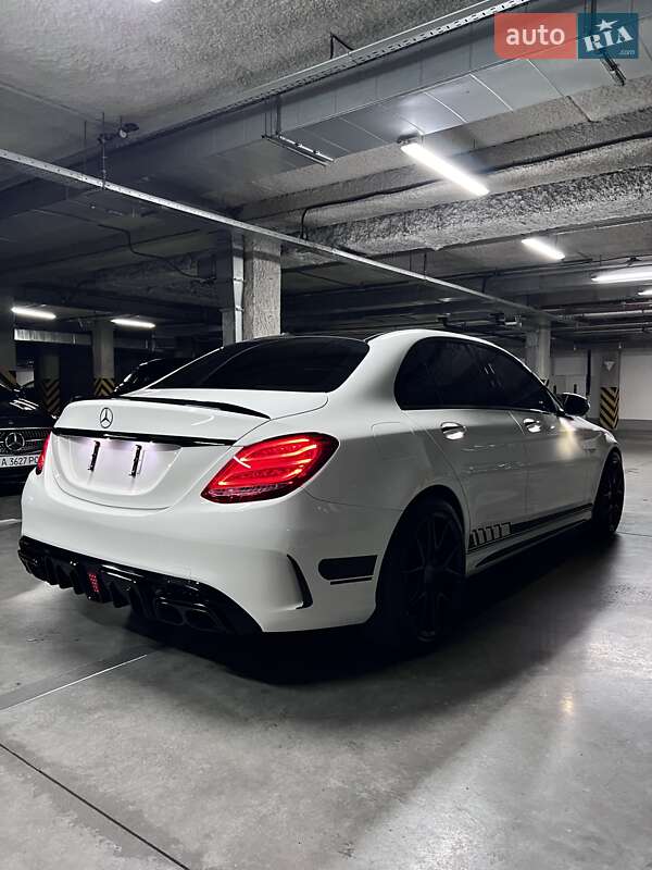 Седан Mercedes-Benz C-Class 2015 в Киеве