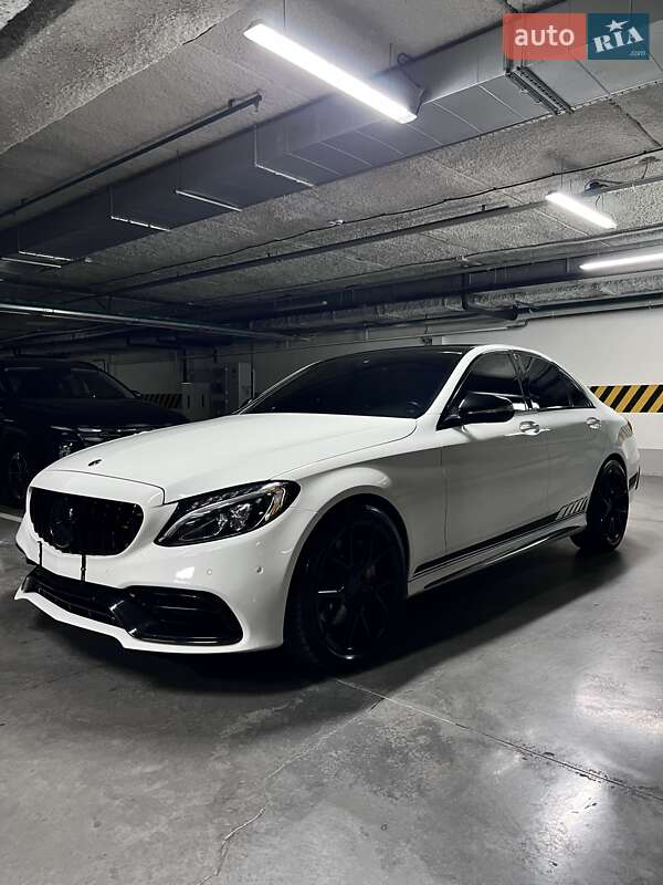 Седан Mercedes-Benz C-Class 2015 в Киеве