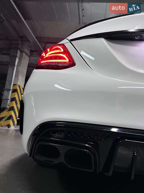 Седан Mercedes-Benz C-Class 2015 в Киеве